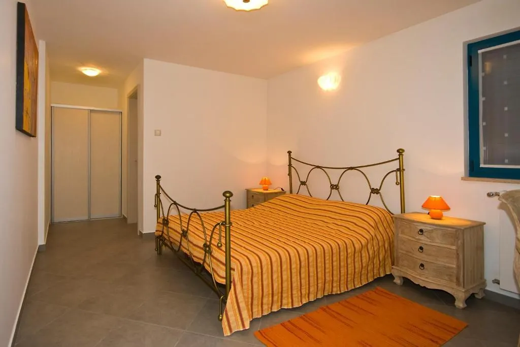 Rooms And Apartments Villa Dama PUY 크로아티아
