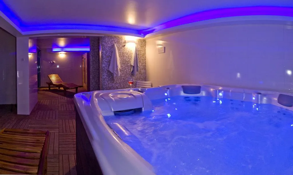 Rooms And Apartments Villa Dama PUY